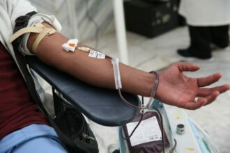 Affaire du &ldquo;sang contaminé&rdquo; : le ministère de la Santé donne sa version, la BNPJ auditionne Aziz Ghali