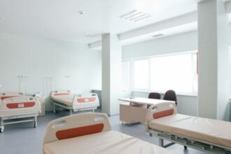 Plus de 70 autorisations délivrées en 12 mois pour l'ouverture d'établissements de santé privés