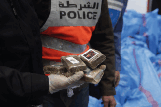 Bab Taza : 14 interpellations et saisies de 10,5 kg de cocaïne, 82 kg de chira et 860.000 dirhams