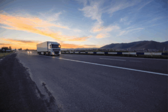 Transport routier de marchandises. Le projet de décret régulant l’accès à la profession critiqué