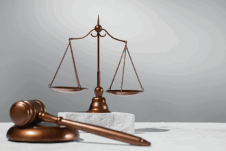 Deniers publics et droit d'ester en justice. Des associations vent debout contre le projet de Code de procédure pénale