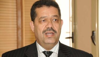 Chabat et ses détracteurs dans le bureau du juge