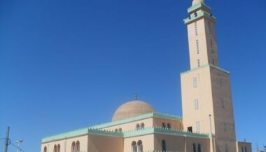 Algérie: Prêches &ldquo;contre les menaces extérieures&rdquo;