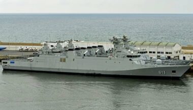 La frégate Allal Ben Abdellah fait escale au port de Jeddah