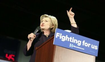 Présidentielle américaine: Clinton face au scandale de ses emails