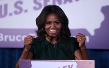 Michelle Obama s'inscrit sur Snapchat pour promouvoir le projet &ldquo;Let's girls learn&rdquo;