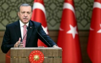 Turquie: l'AKP veut &ldquo;nettoyer&rdquo; de ses rangs les pro-Gülen