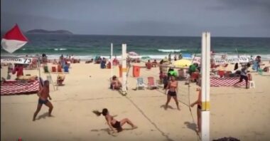 #N3ichoRio:  J4, beach volley au pied, à Copacabana