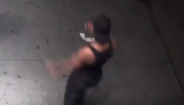 Un individu tente de mettre le feu à une musulmane voilée à New York