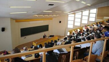 El Khalfi: plus de 4 MMDH ont été mobilisés pour traiter les problématiques de scolarisation