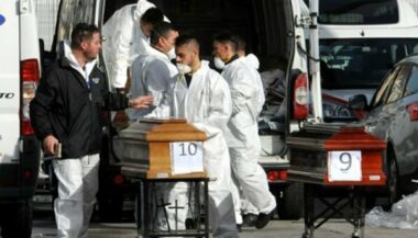 Migrants: 25 morts retrouvés sur un canot en Méditérranée