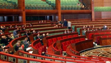 La Chambre des conseillers s'explique sur l'acquisition de nouvelles voitures