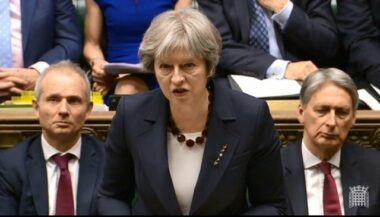 Londres expulse 23 diplomates russes et gèle les contacts bilatéraux