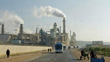 Industrie: légère baisse des prix à la production en janvier