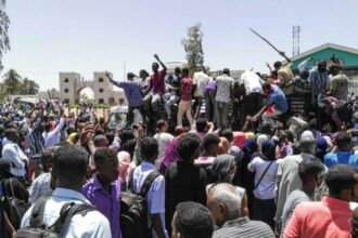 Soudan: tirs de gaz lacrymogènes sur les manifestants à Khartoum