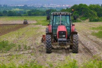 Partenariat entre CAM et les importateurs de matériel agricole