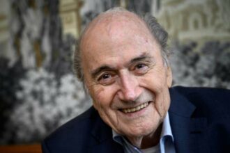 FIFA: Blatter veut porter plainte contre Infantino &ldquo;avant la fin du mois&rdquo;