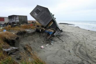 Changement climatique: la moitié des plages pourrait disparaître d'ici à 2100