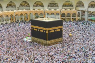 L'Arabie suspend la Omra pour les Saoudiens et les résidents