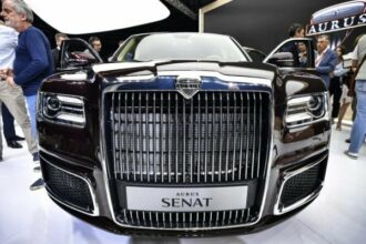 Les limousines &ldquo;made in Russia&rdquo; lancées sur le marché