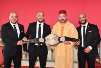 Le Roi reçoit les frères Azaitar, champions du monde de MMA