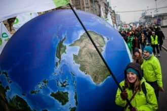 Climat: Arrivée des ministres aux négociations de Varsovie