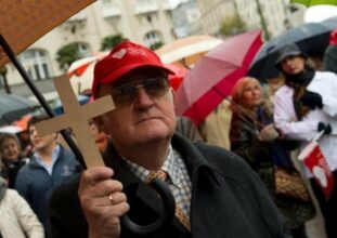 Espagne: Retour en arrière sur l'avortement, les féministes et gauche enragent