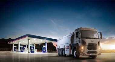 Ford Trucks lance le 3233S HR, premier camion 8x2 sur le marché marocain