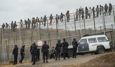 Melilia: nouvelle tentative d'immigration clandestine, deux agents espagnols blessés