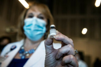 Pandémie: l'Amérique lance une campagne historique de vaccination