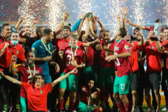 L'équipe nationale locale de football remporte le CHAN, félicitations royales