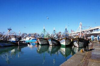 Covid-19. A Dakhla, des pêcheurs mis en quarantaine dans leur bateau par le wali