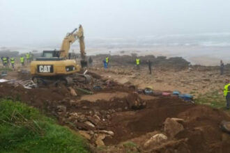 Casablanca: Démolition de commerces et d'écoles de surf sur la plage de Dar Bouazza