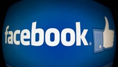 Facebook: un mémo interne met le doigt sur le coût de la croissance