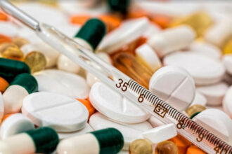 Covid-19: floraison de produits médicaux contrefaits dans le monde (étude)