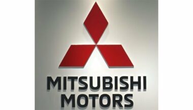 Mitsubishi: le conseil d'administration révoque Carlos Ghosn