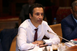 En direct. Benchaaboun présente au parlement le fonds d'investissement stratégique