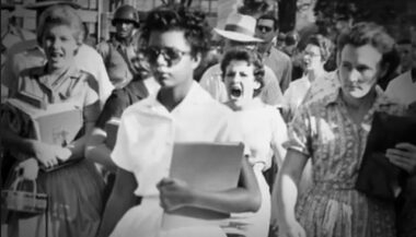 Vidéo. Le jour où les premiers élèves noirs ont pu accéder à un lycée blanc aux Etats-Unis