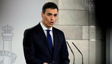 Espagne: Pedro Sanchez nomme un gouvernement pro-européen et majoritairement féminin