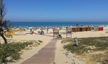 Été 2023 : le label &ldquo;Pavillon bleu&rdquo; décerné à 27 plages