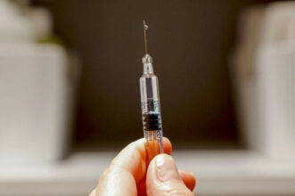 Covid-19: Le Bahreïn approuve le vaccin de Sinopharm