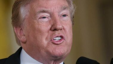 Trump: les soldats pourraient tirer sur les migrants s'ils leur jettent des pierres