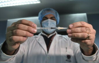 Virus: l'Union européenne démarre à son tour sa campagne de vaccinations