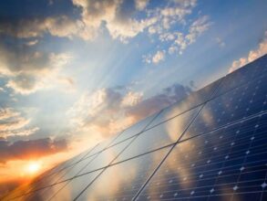 Electricité : la moyenne tension est enfin ouverte au solaire