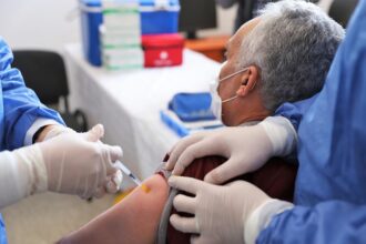 Nouveau: Une personne est complètement vaccinée après deux semaines de la dernière dose (ministère de la Santé)