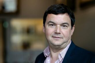 France: &ldquo;On a déjà augmenté les impôts&rdquo;, affirme Thomas Piketty
