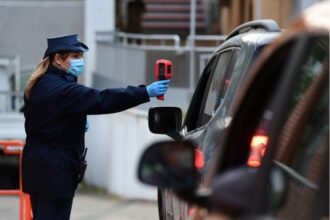 Italie: les entreprises stratégiques rouvrent progressivement