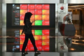 Lundi d'angoisse sur les marchés craignant un plongeon de l'économie mondiale