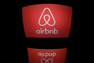 Paris met en demeure Airbnb