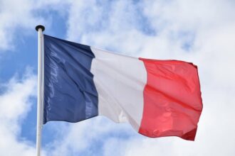 La reprise économique se passe &ldquo;un peu mieux que prévu&rdquo;, selon la Banque de France